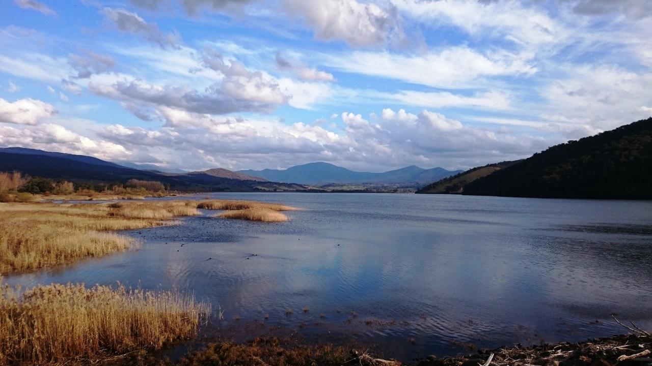 Khancoban Lakeside Caravan Park Exterior foto